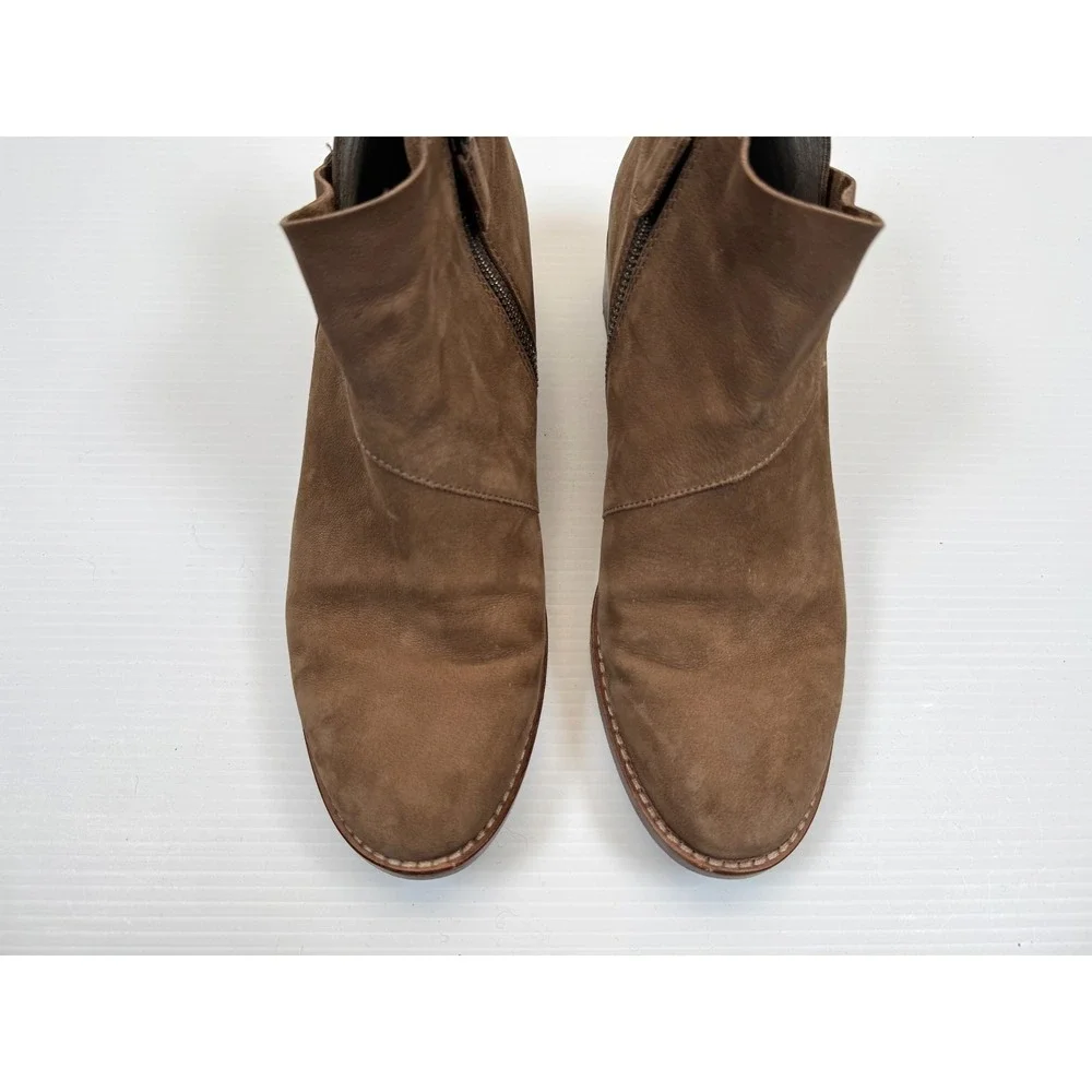 Eileen Fisher Billie‎ Ankle Boots Women 7.5 EUC Leather Zip Closure Round Toe